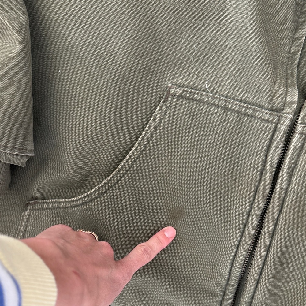 Carhartt Olive Green Sherpa lined Jacket - Picture 5 of 9